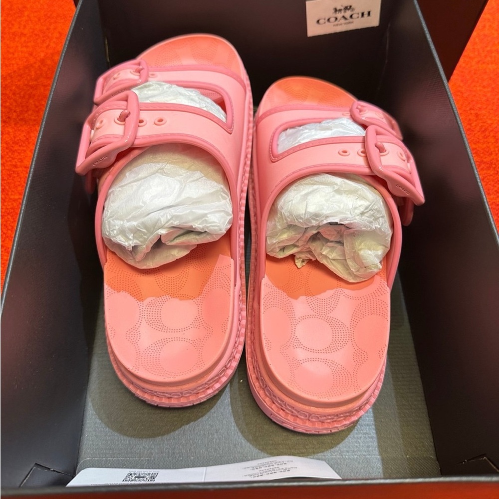 ❤️❤️❤️NWT  Coach Lainey Sandal CR875 size 5B
 
❤️❤️❤️ - Picture 11 of 12